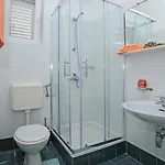 Odiseja- One Bedroom With Terrace And Sea View Hébergement de vacances *