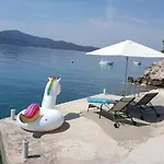 Hébergement de vacances Odiseja- One Bedroom With Terrace And Sea View